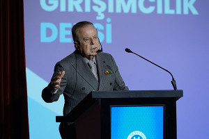 Mütevelli Heyet Başkanımız’dan Girişimcilik Dersi