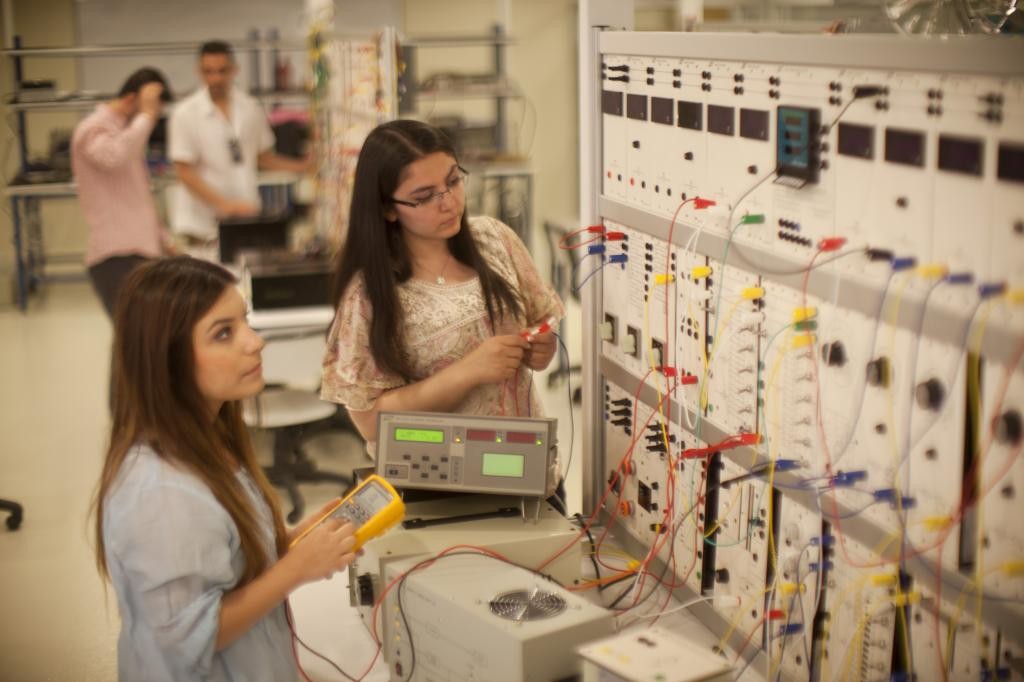Güç Elektroniği ve Enerji Dönüşümü Laboratuvarı